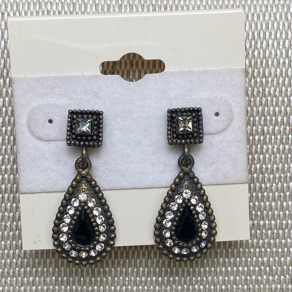 Black rhinestone teardrop shaped earrings